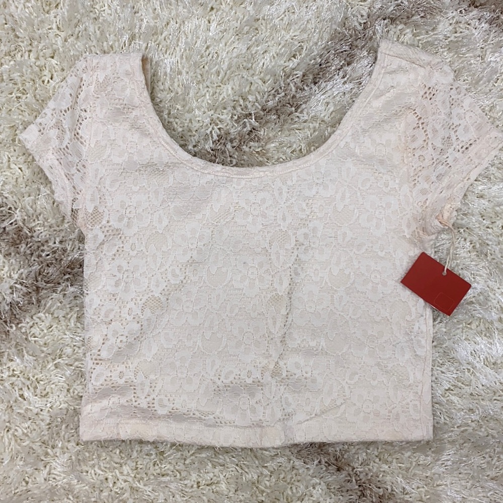 lace crop top